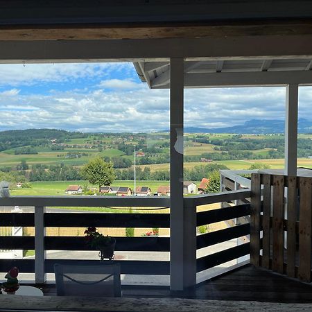 Loft Des Milans, Petit Nid Douillet Perche Sur La Campagne Apartment Ecublens  Екстериор снимка